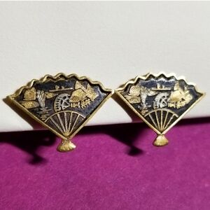 Vintage earrings Damascene fan Japan gold tone